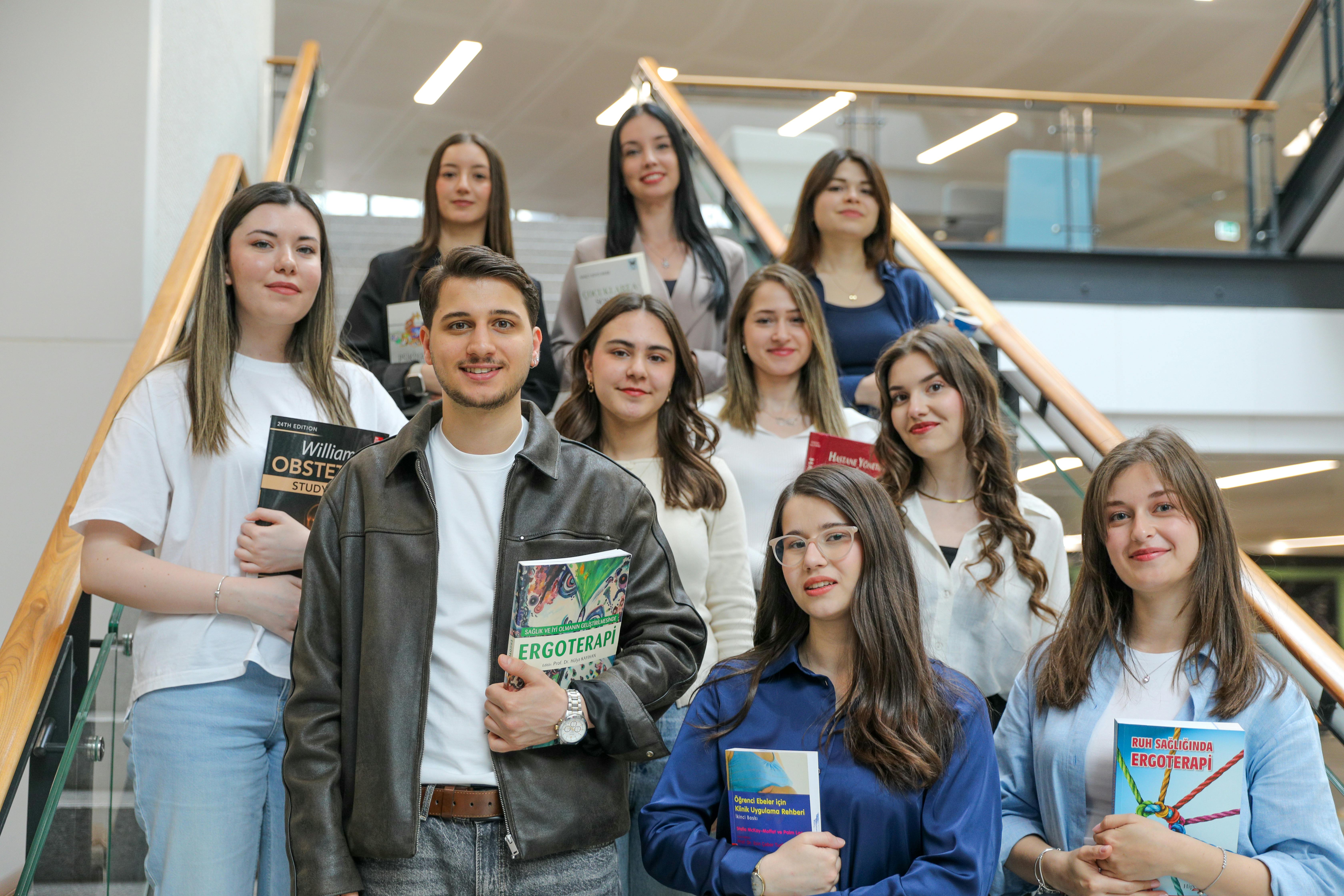 Group of college students | Source: Pexels