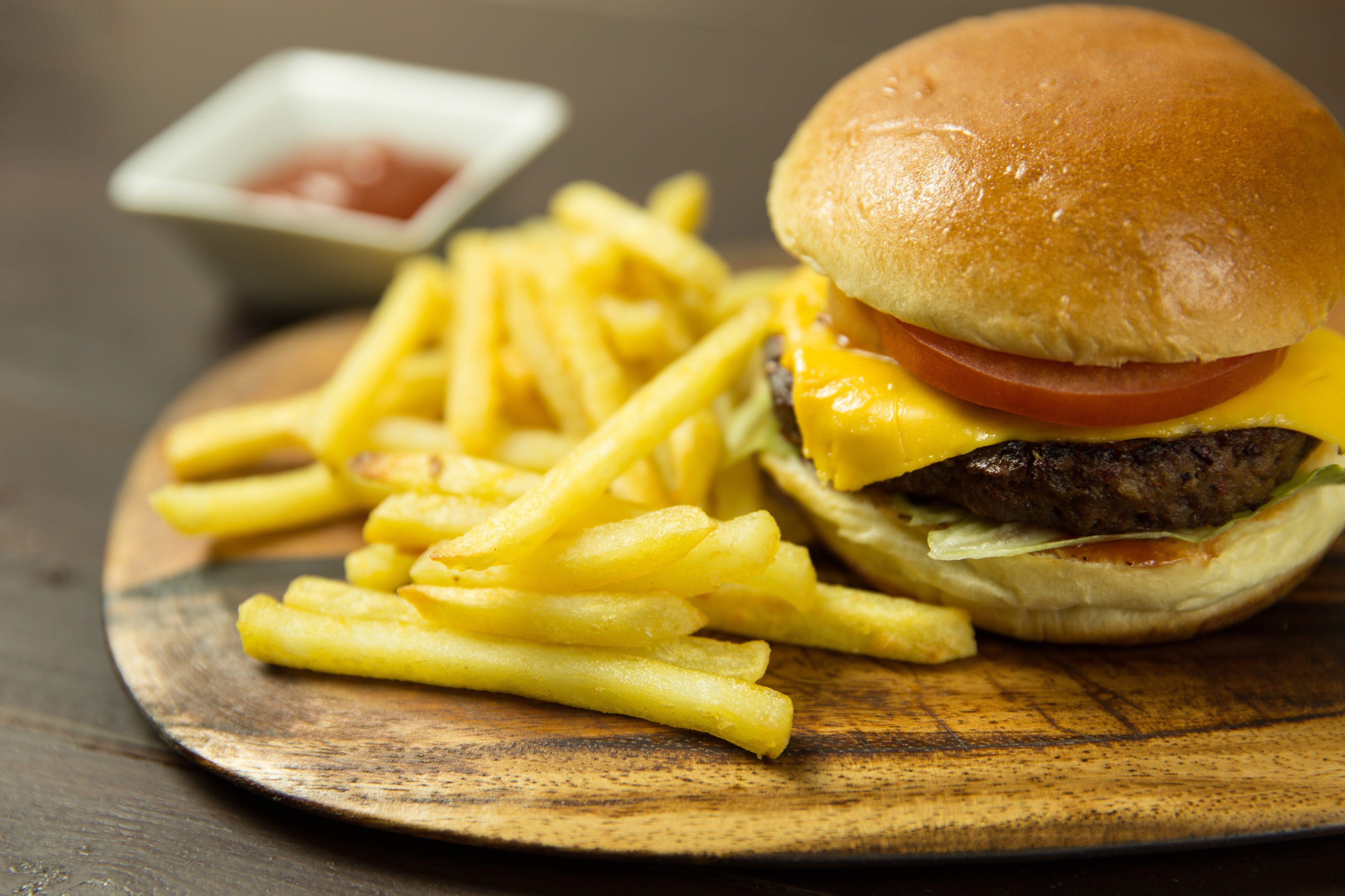 Adam ate fast food for an entire week, which made his stomach hurt. | Source: Pexels