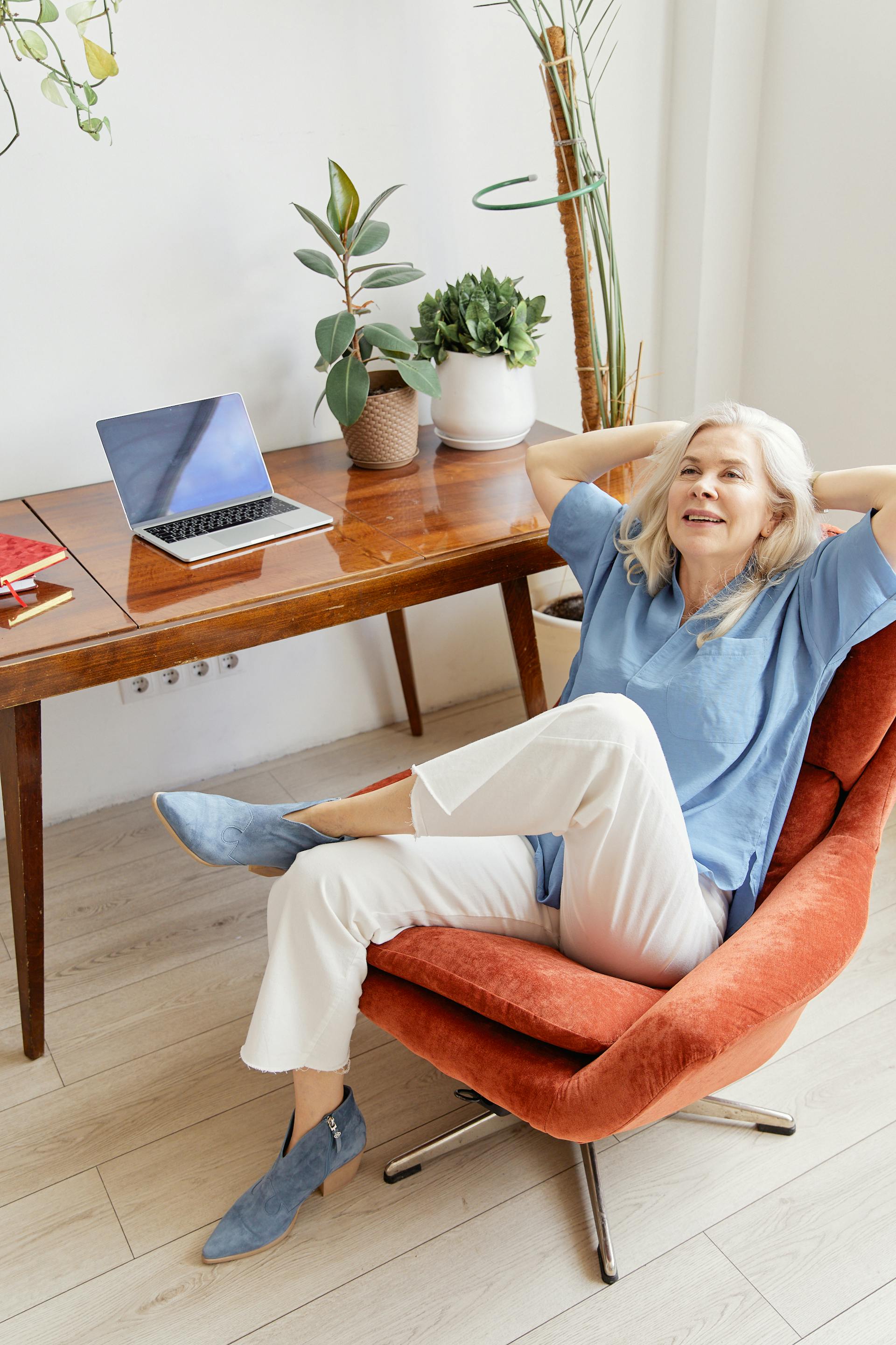 Woman working remotely | Source: Pexels